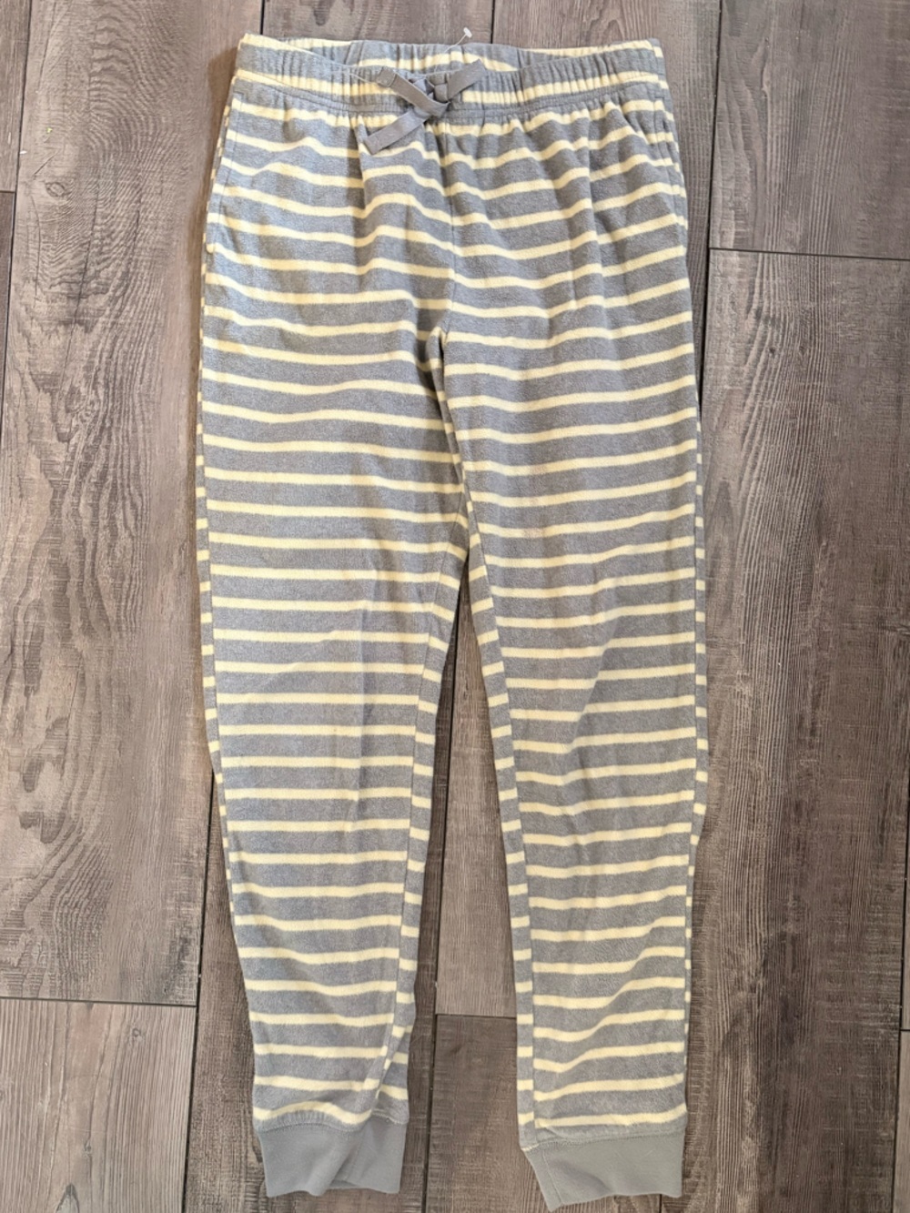 Old Navy Gray and Cream Striped Knit fleece PJ bottom